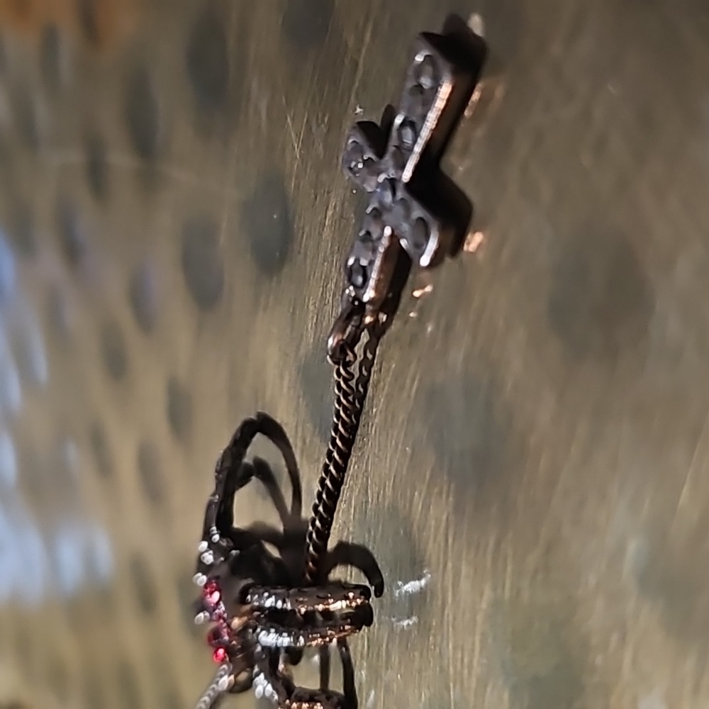 Silver spider #BetseyJohnson Pendant Necklace! Pewter color with cross and rhin - Picture 7 of 7